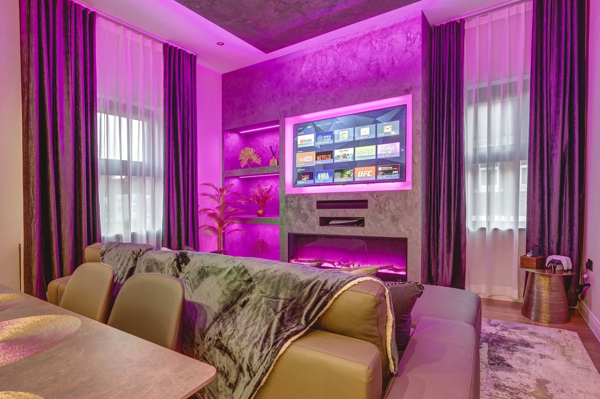 THE ONE BEDROOM LUXE BOUTIQUE SUITE preview image